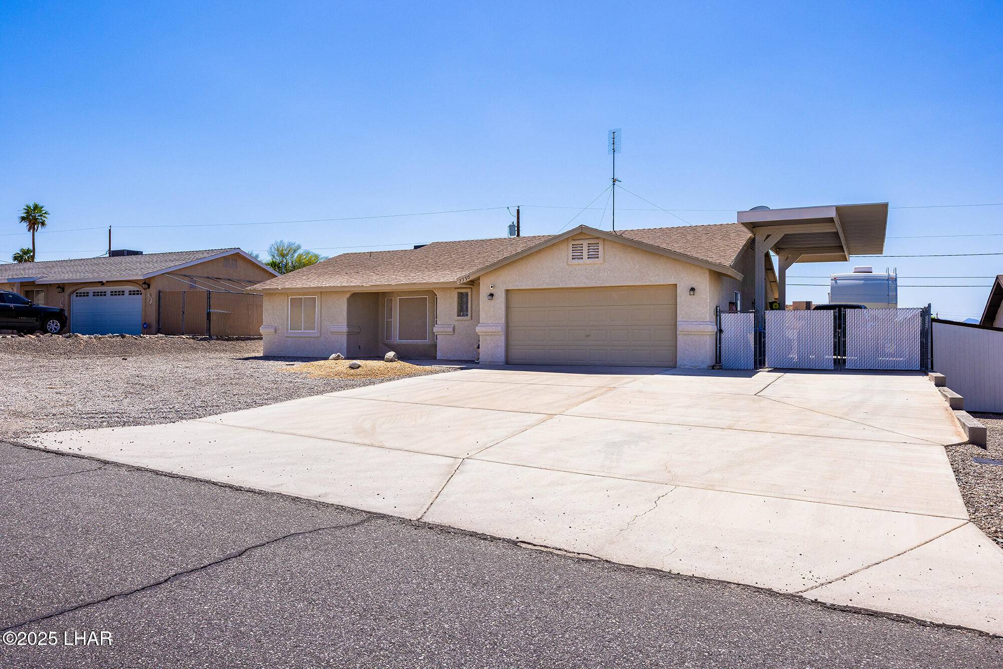 2350 Mandalay Dr, Lake Havasu City, AZ 86404