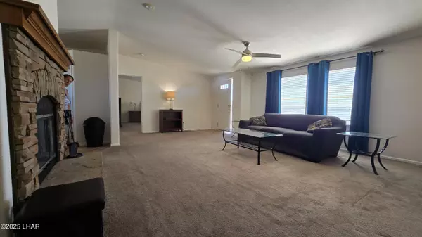 Yucca, AZ 86438,5558 E Red Barrel Rd