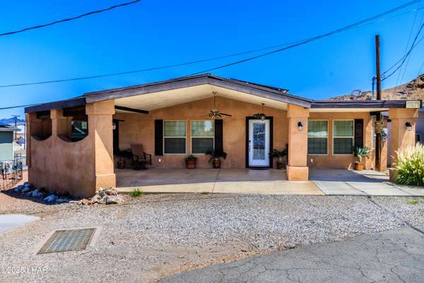 9418 Hilltop Dr, Parker, AZ 85344