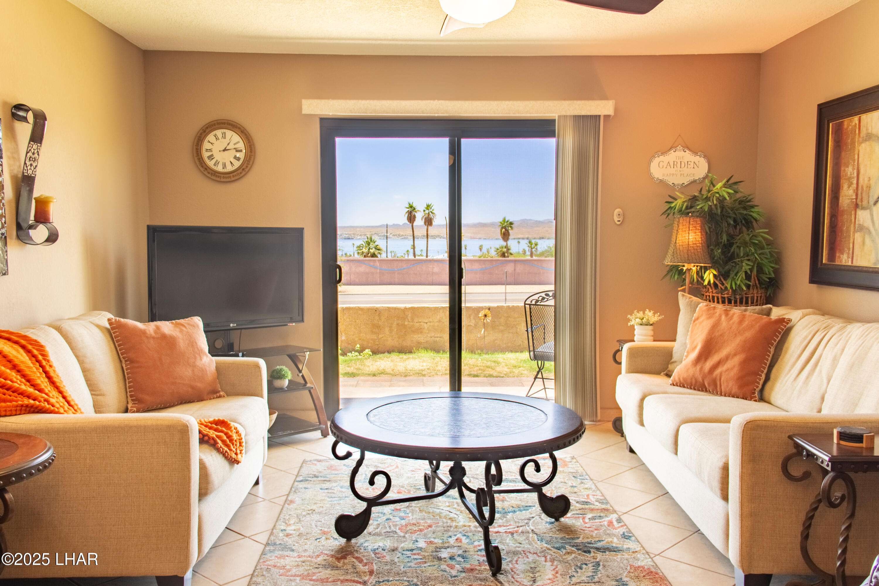 453 Lake Havasu Ave N ##B, Lake Havasu City, AZ 86403