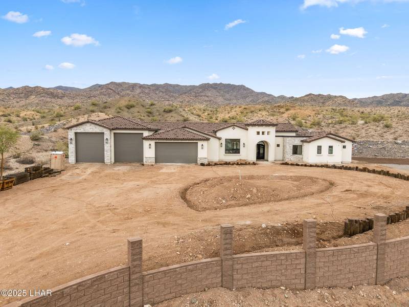 6724 Corte De Los Bueyes, Lake Havasu City, AZ 86404