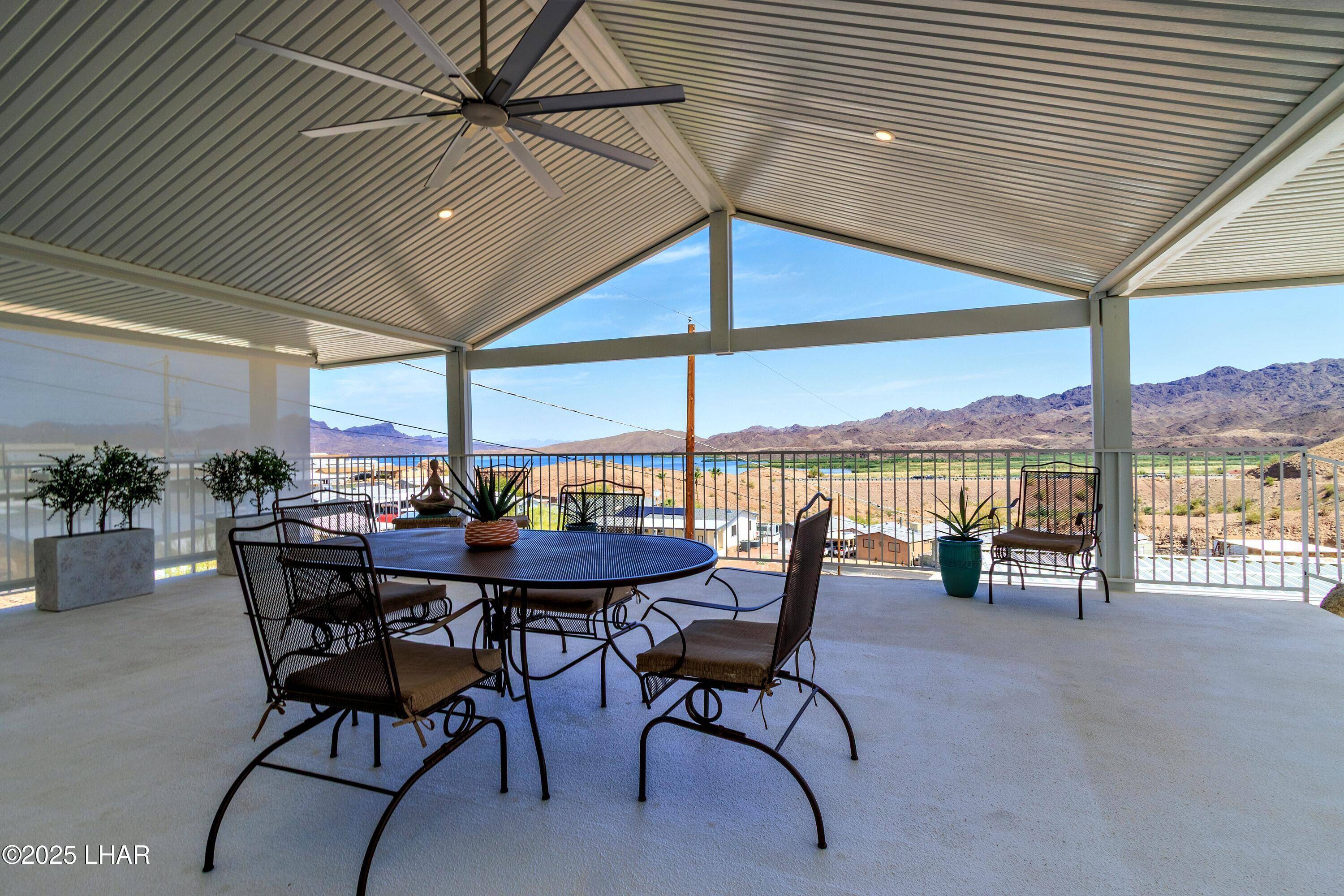 2835 Hillcrest Dr, Parker, AZ 85344
