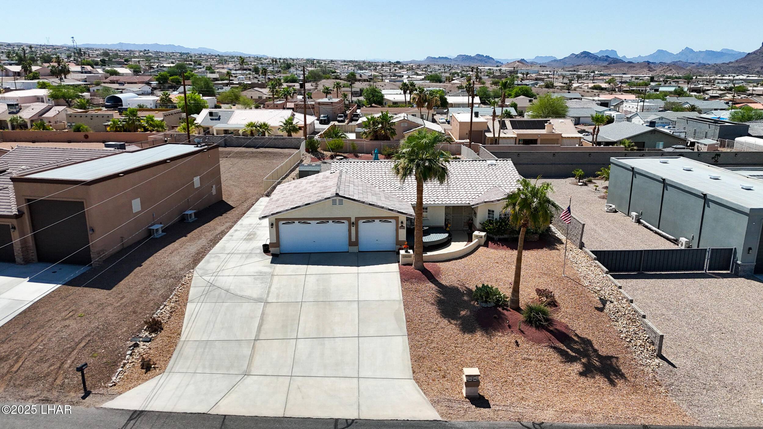 3310 Poppy Trail Dr, Lake Havasu City, AZ 86406