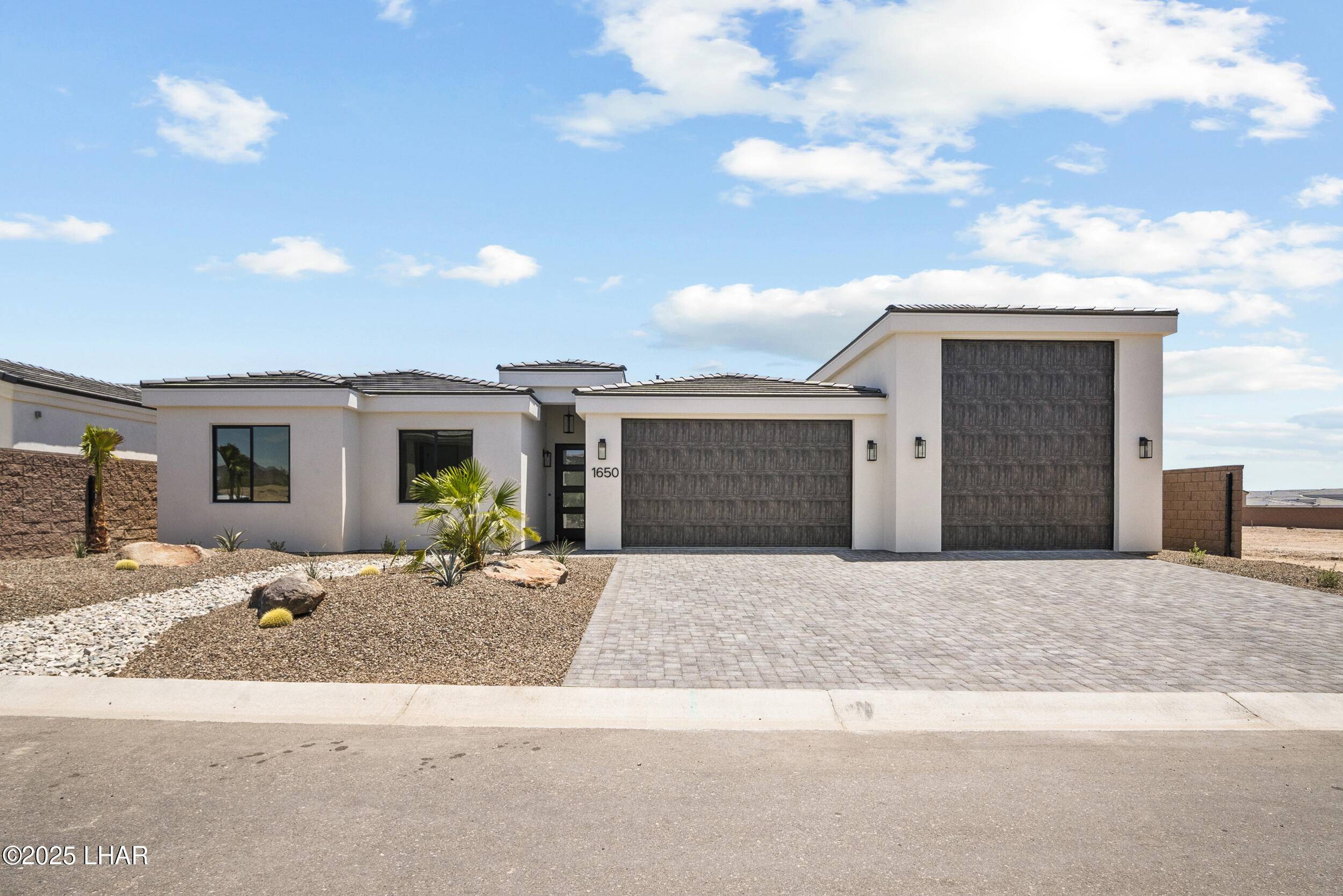 1650 E Pamela Dr, Lake Havasu City, AZ 86404