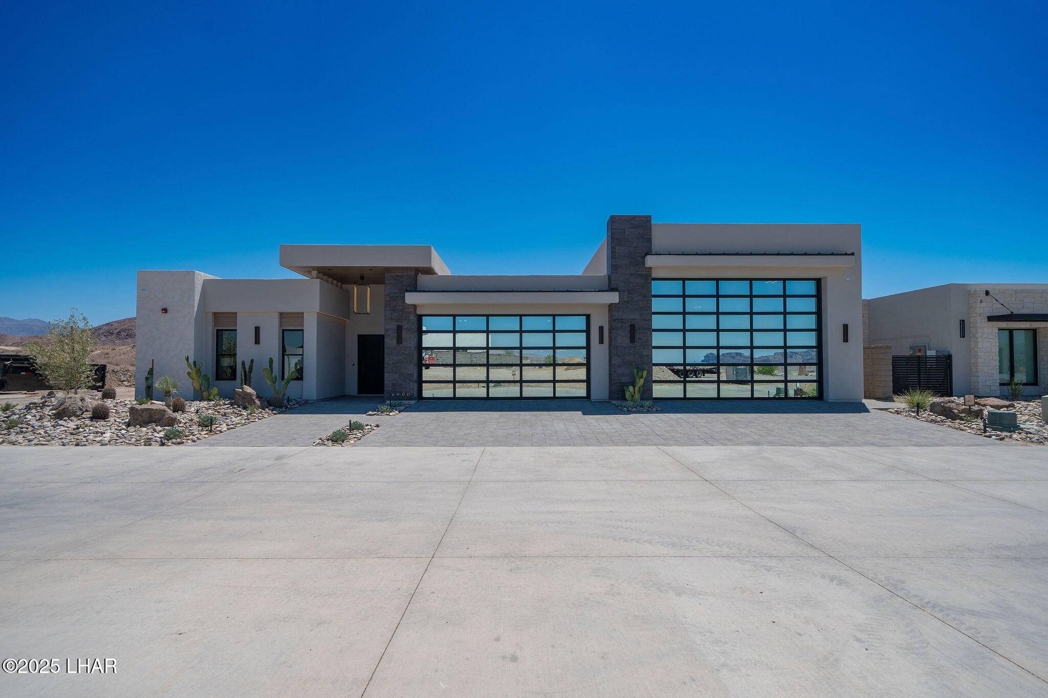 2556 Flat Irons Ln, Lake Havasu City, AZ 86403