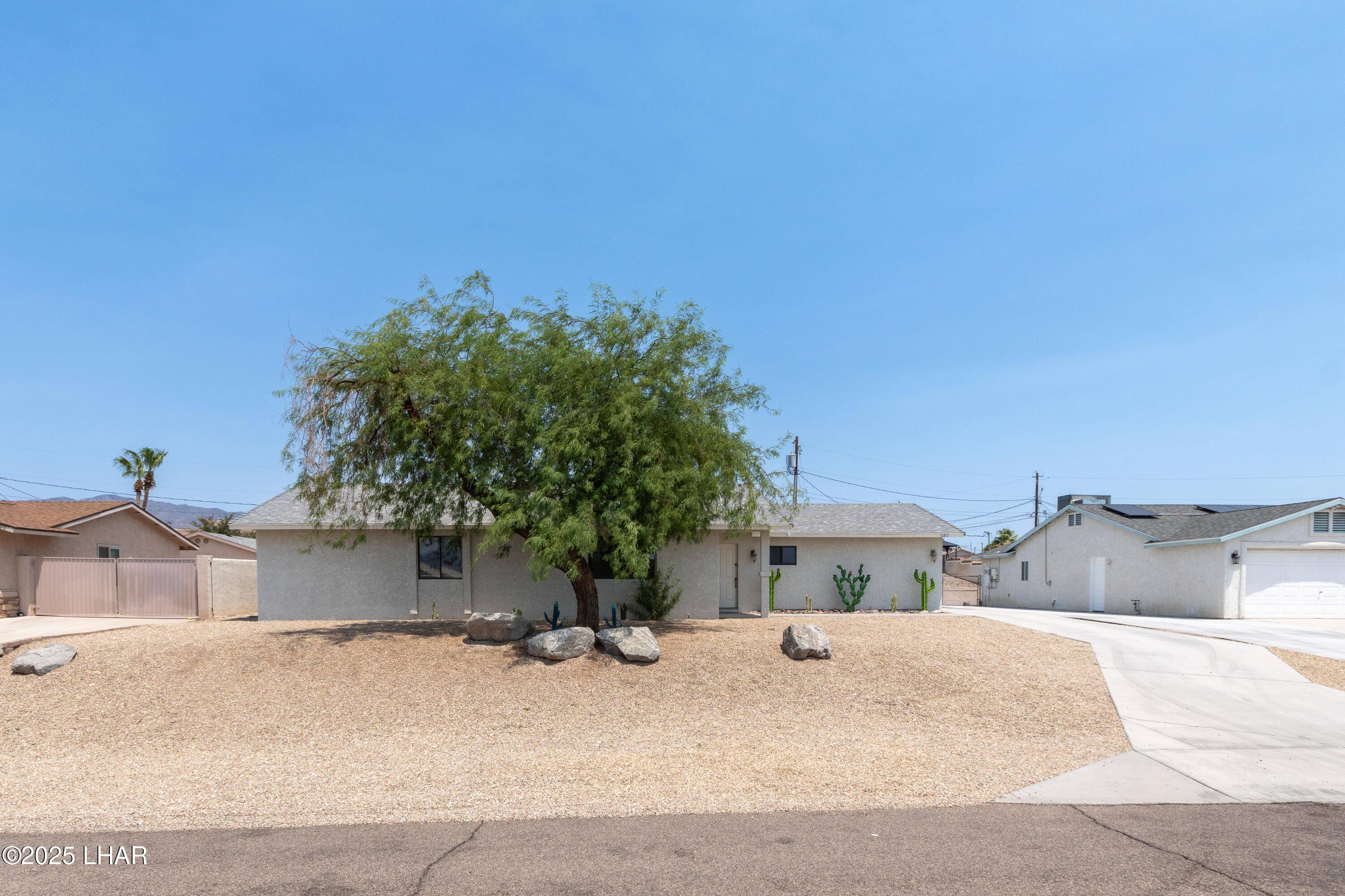 1680 Privateer Dr, Lake Havasu City, AZ 86404