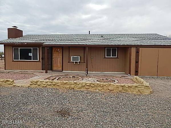 25290 Ochoco WAY, Bouse, AZ 85325