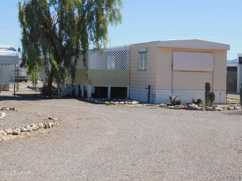 465 N Emerald Ave, Quartzsite, AZ 85346
