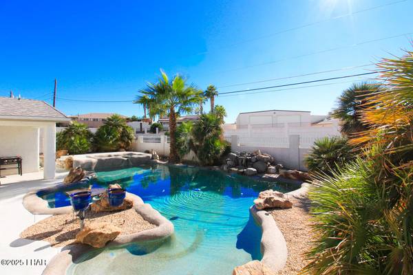 1900 Nugget Dr, Lake Havasu City, AZ 86404