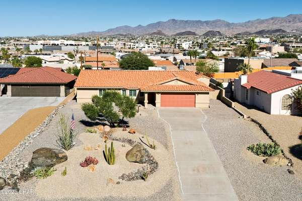 3191 Longview Dr, Lake Havasu City, AZ 86406