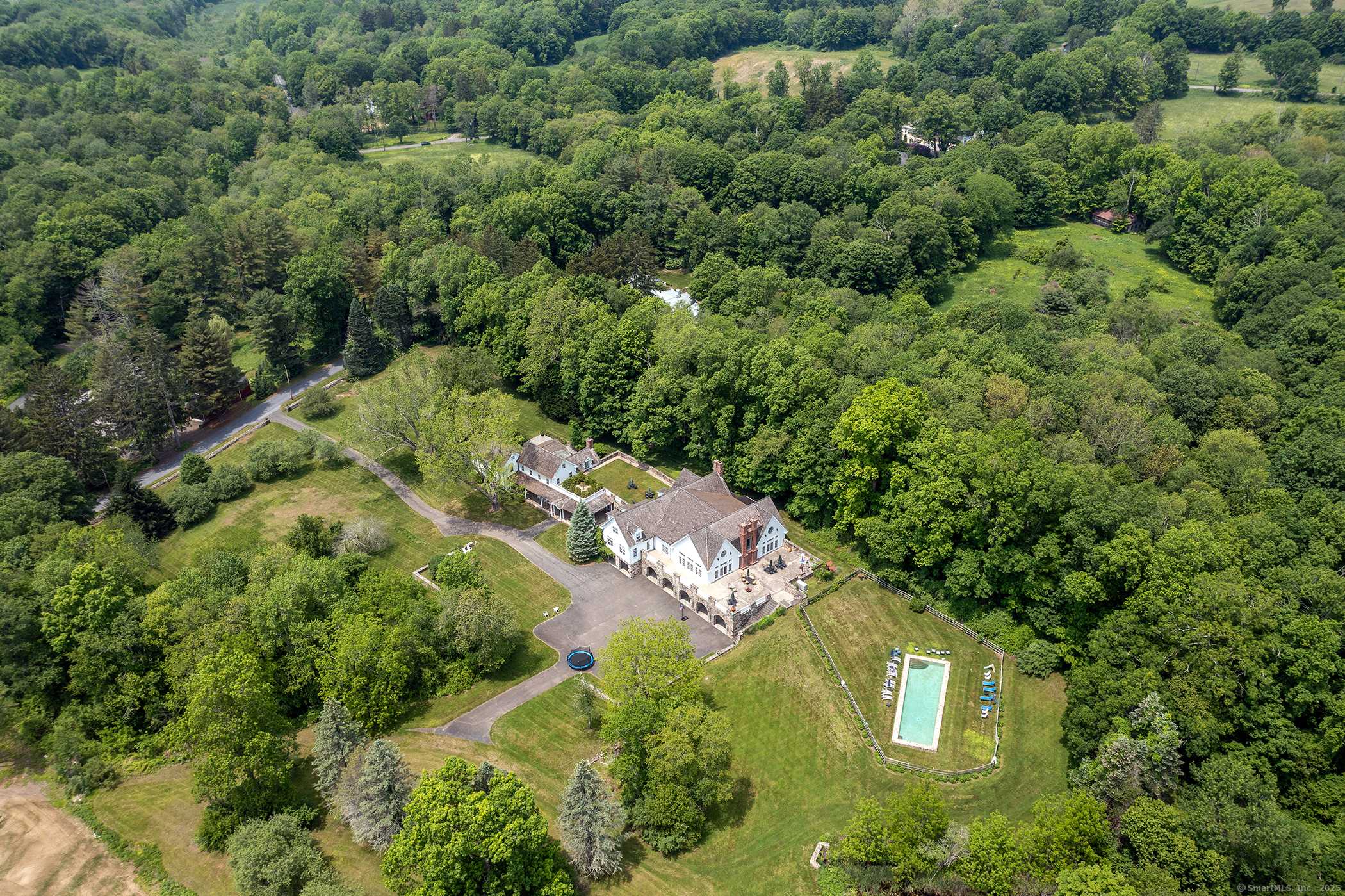 Washington, CT 06793,10 Sunny Ridge Road