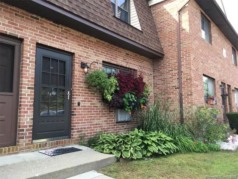 143 Pine Hill Road #2B, Thomaston, CT 06787