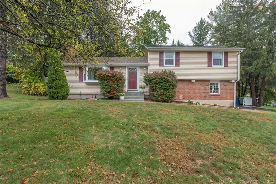 120 Sheffield Drive, Windsor, CT 06095