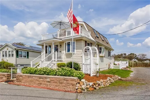 7 Garden Street, Old Saybrook, CT 06475