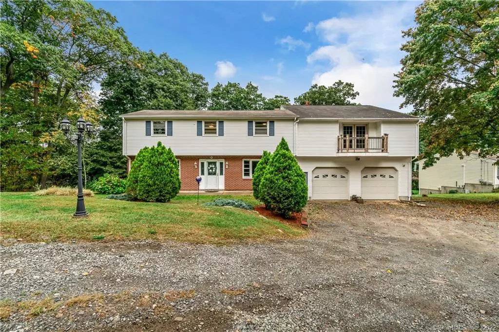 Wolcott, CT 06716,9 Meadowbrook Lane