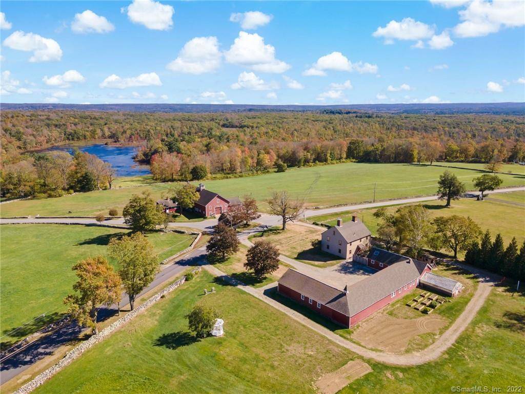 499 Wolf Den Road, Brooklyn, CT 06234