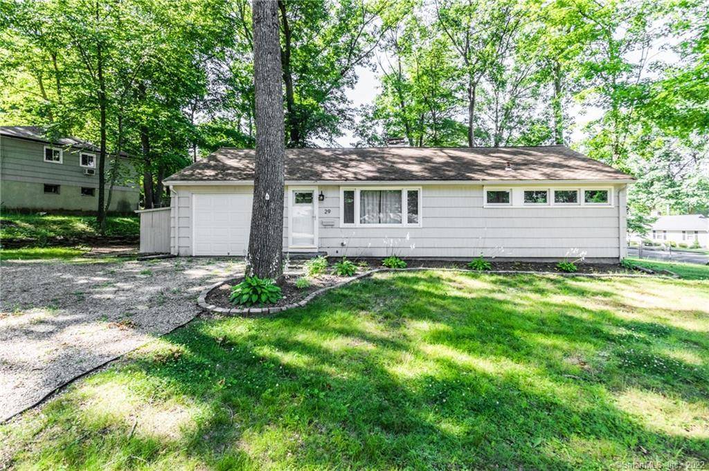 29 Forest Drive, Wethersfield, CT 06109