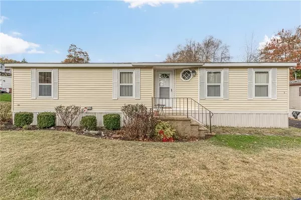 Shelton, CT 06484,2 Woodland Park