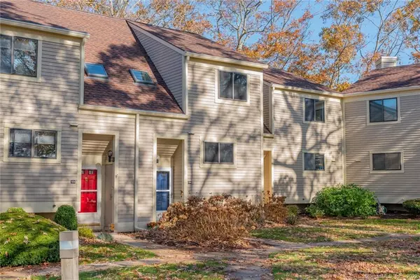 135 Sandy Point Road #135, Old Saybrook, CT 06475