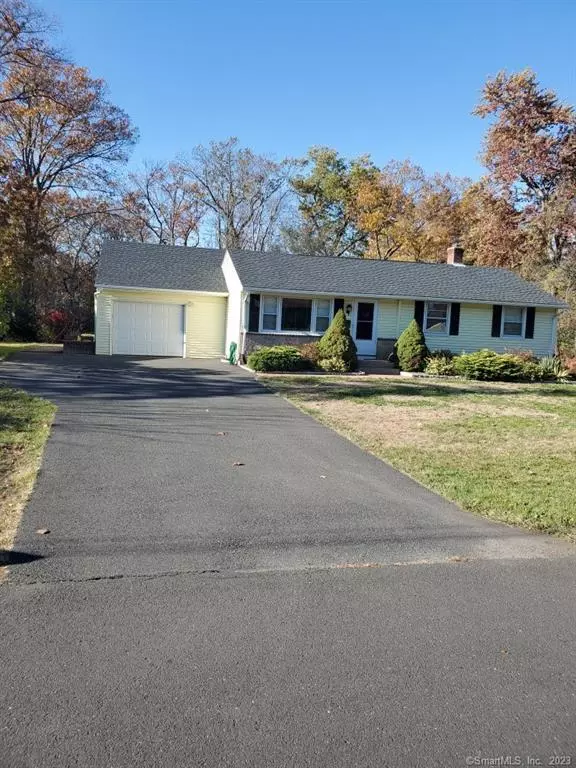 Windsor Locks, CT 06096,73 Belaire Circle