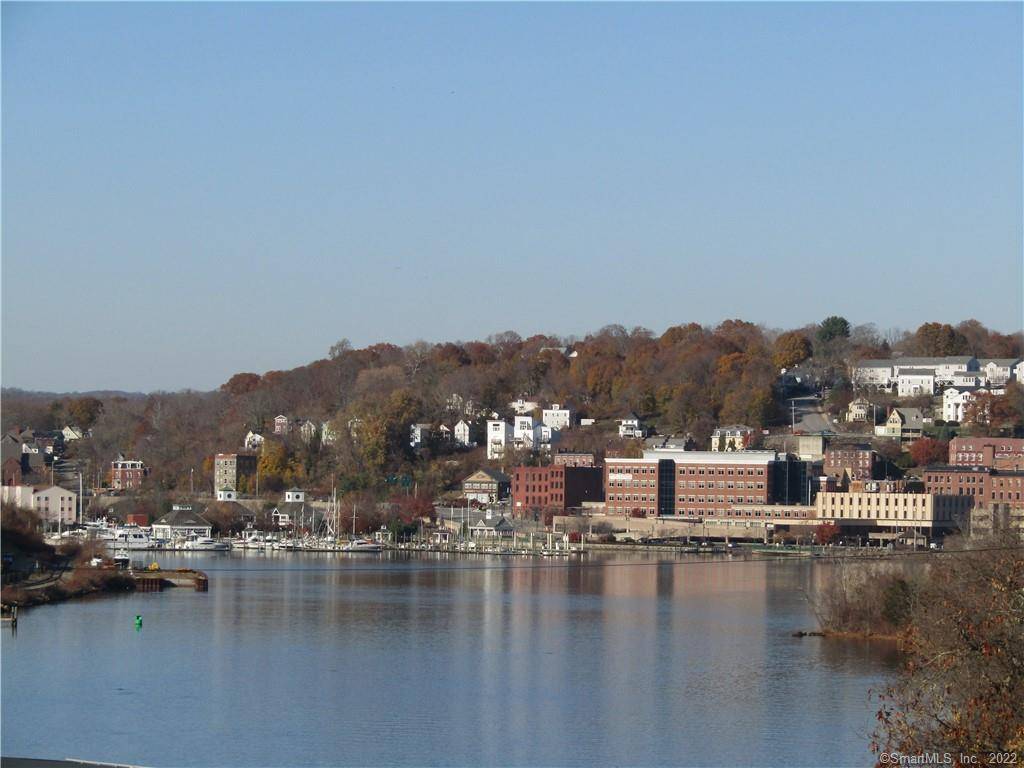 68 Thermos Avenue #304D, Norwich, CT 06360