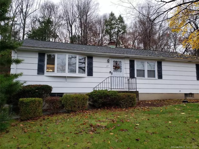 27 Christine Drive, Shelton, CT 06484