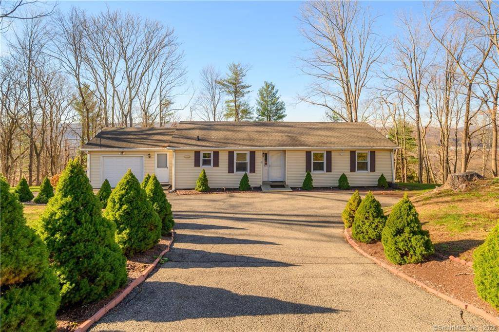 220 Pumpkin Hill Road, New Milford, CT 06776