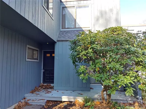 303 Plymouth Colony, Branford, CT 06405