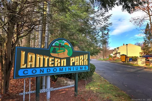 76 Lantern Park Drive #7, Naugatuck, CT 06770