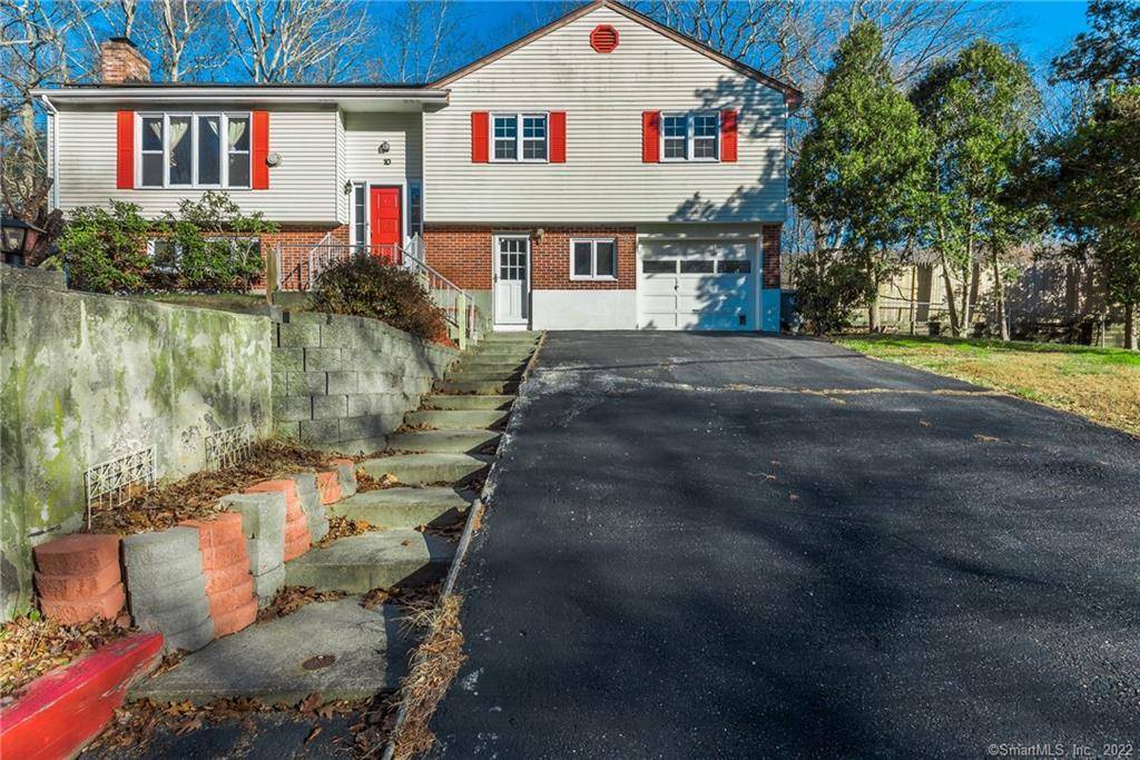 East Lyme, CT 06333,10 Alscot Drive