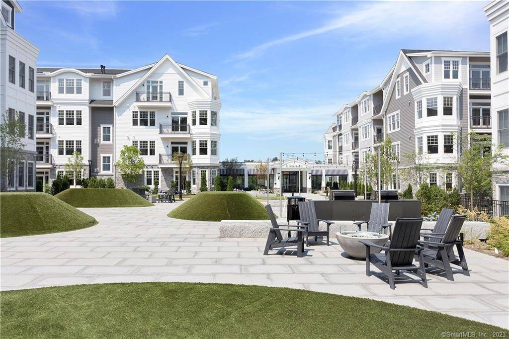 New Canaan, CT 06840,160 Park Street #202