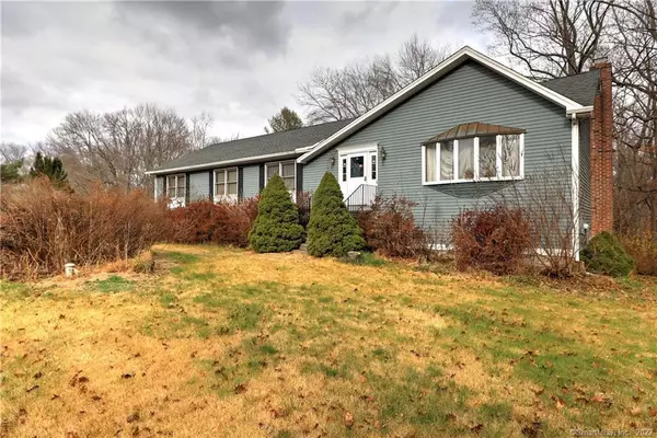 44 Lavery Lane, Milford, CT 06461