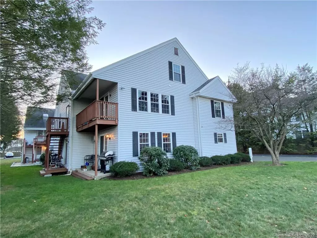 Norwalk, CT 06851,25 West Main Street #1