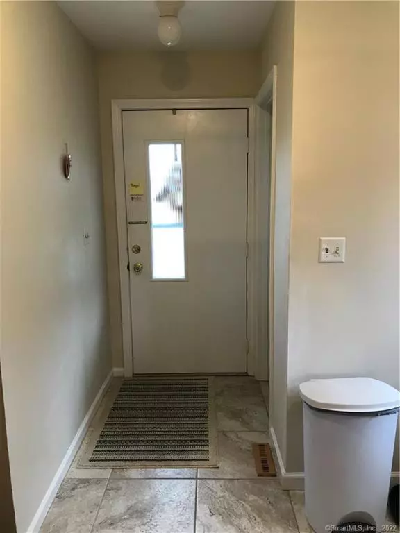 385 Old Rock Road #385, Branford, CT 06405