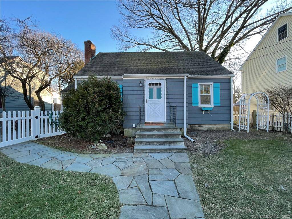 7 Baxter Drive, Norwalk, CT 06854
