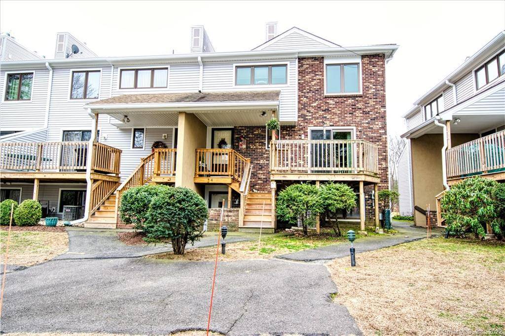 4 Dutton Place Way #4, Glastonbury, CT 06033
