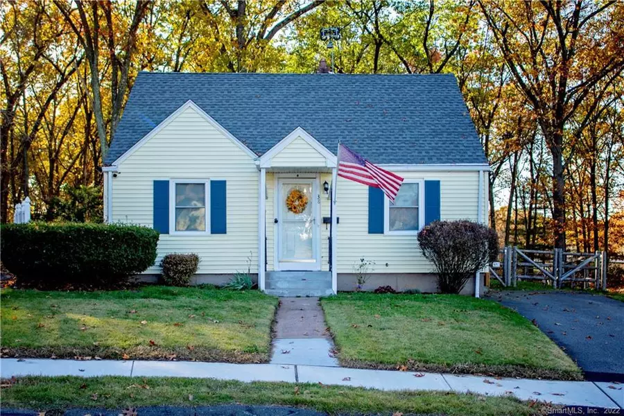 38 Margaret Road, Manchester, CT 06042