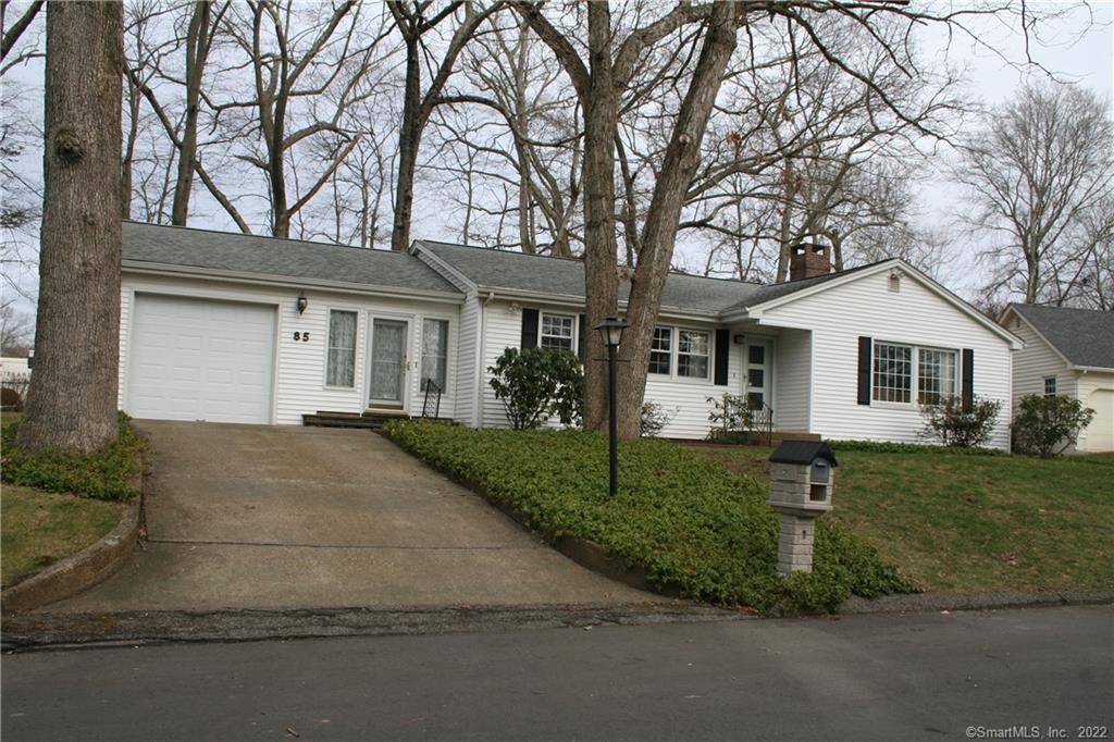 85 Ridgewood Drive, Norwich, CT 06360