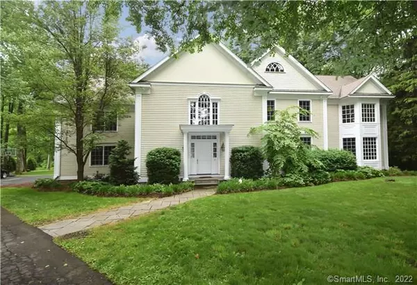 102 Kettle Creek Road, Weston, CT 06883