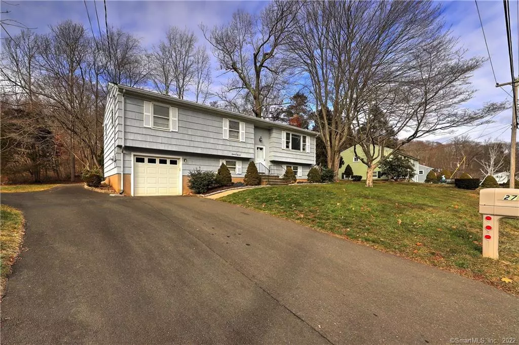 East Haven, CT 06513,27 Branhaven Drive