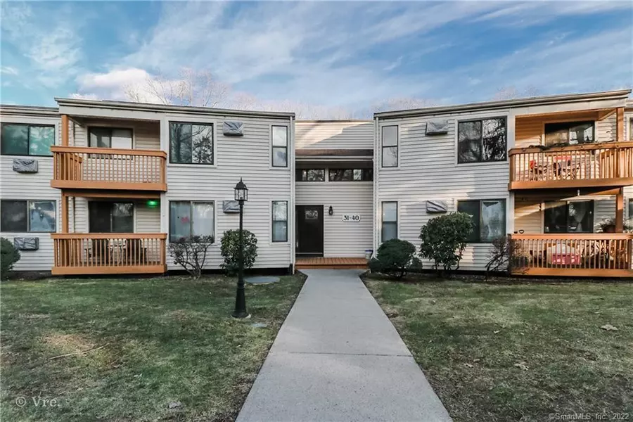 37 Woodland Drive #37, Cromwell, CT 06416