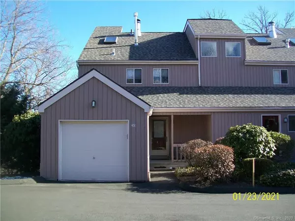 Shelton, CT 06484,451 Wooded Lane #451