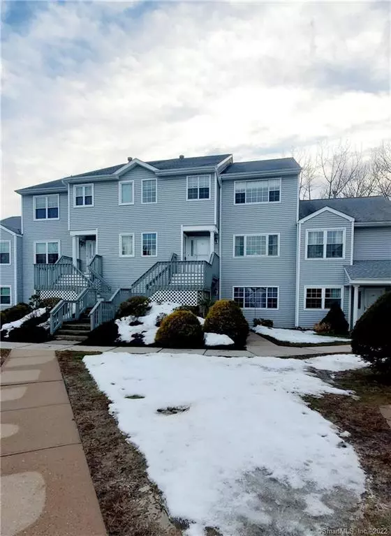 307 Watercourse Row #307, Rocky Hill, CT 06067