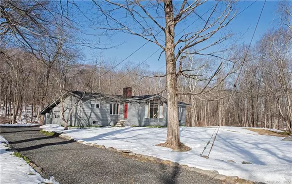 15 White Birch Road, Redding, CT 06896