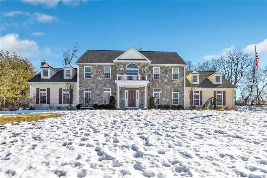 28 Pearmain Road, Shelton, CT 06484