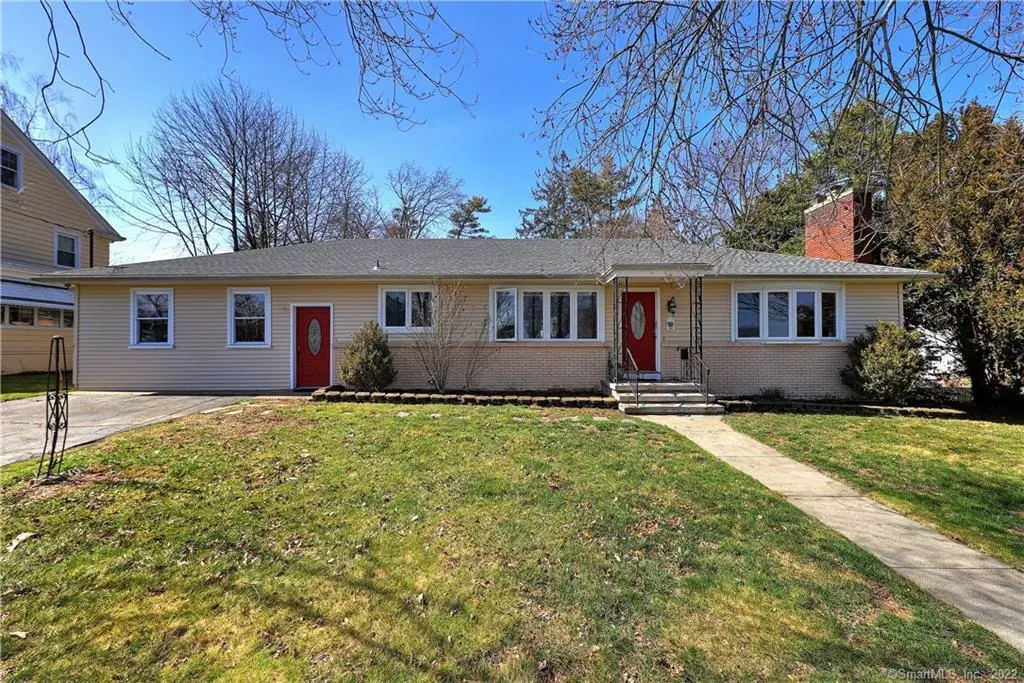 West Haven, CT 06516,12 Colonial Circle