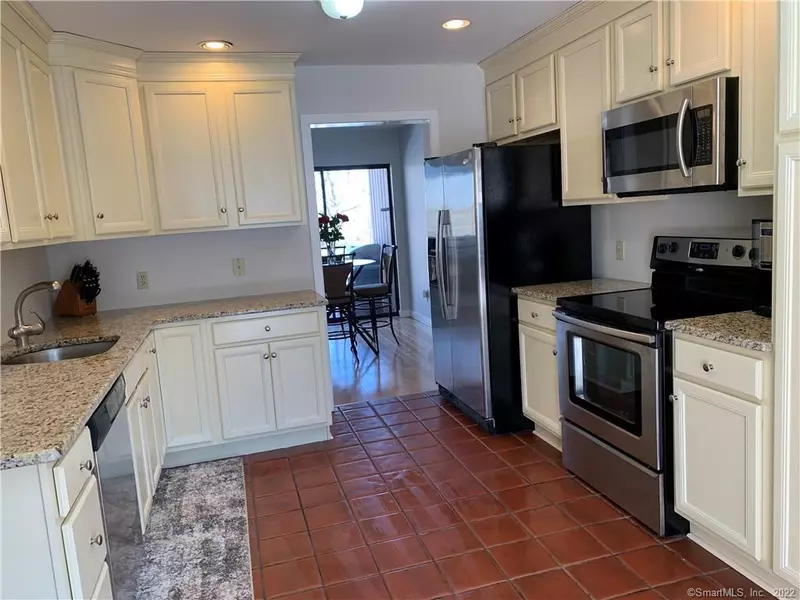 483 Pumpkin Hill Road #483, Shelton, CT 06484