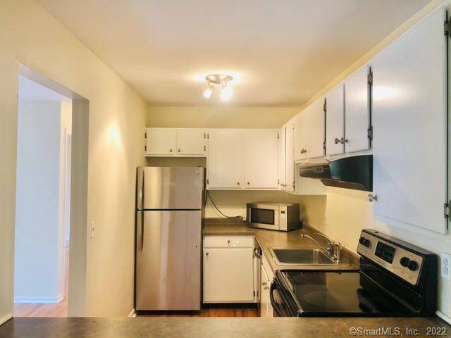 69 Harbor Avenue #B2, Bridgeport, CT 06605