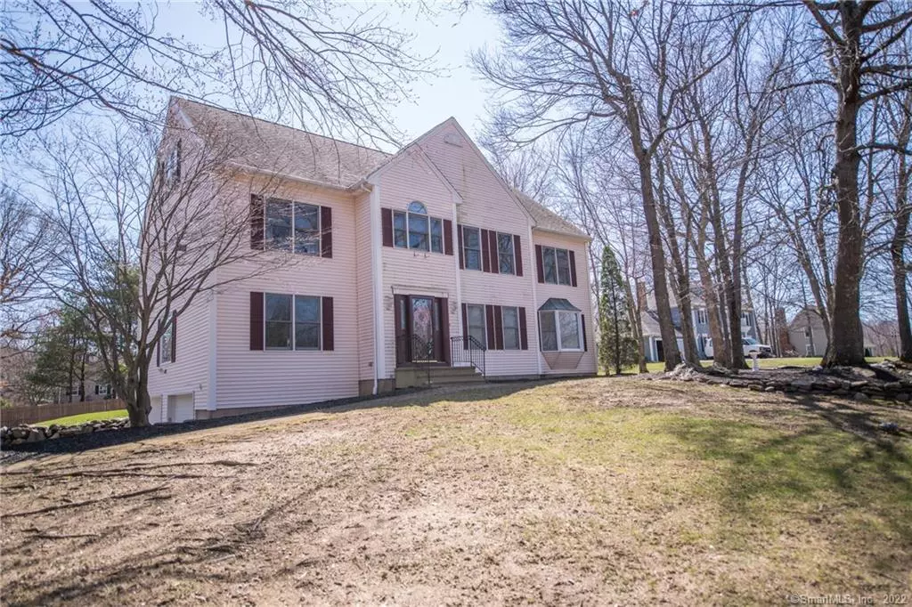 Wolcott, CT 06716,1 Laura Lane