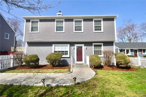 29 Maple Street, Darien, CT 06820